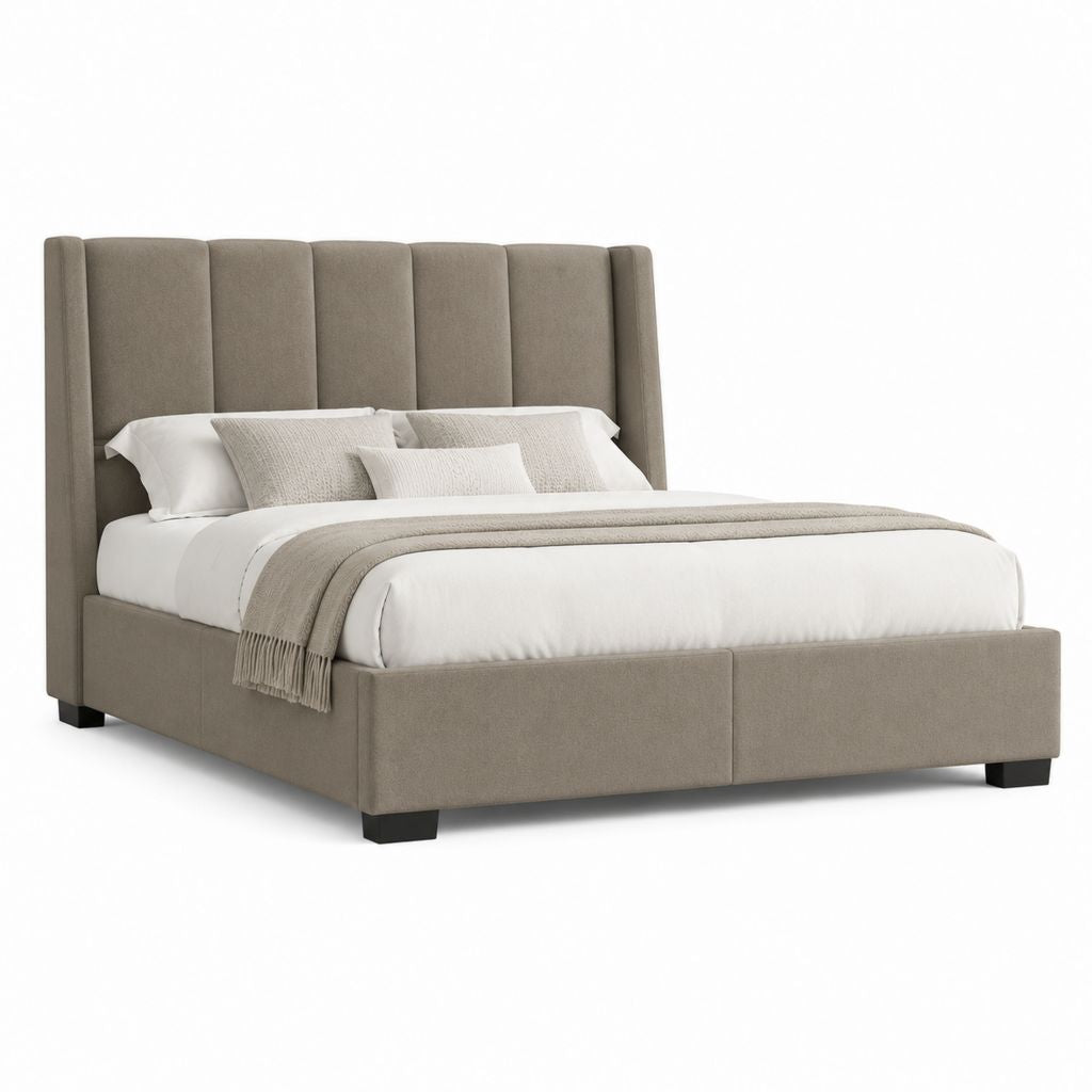 Letto matrimoniale imbottito in poliestere tortora con rete 160 x 200 cm e testiera alta rettangolare